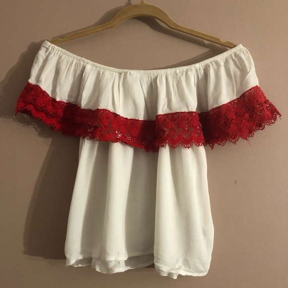 Off the Shoulder Top - Picture 3 of 4